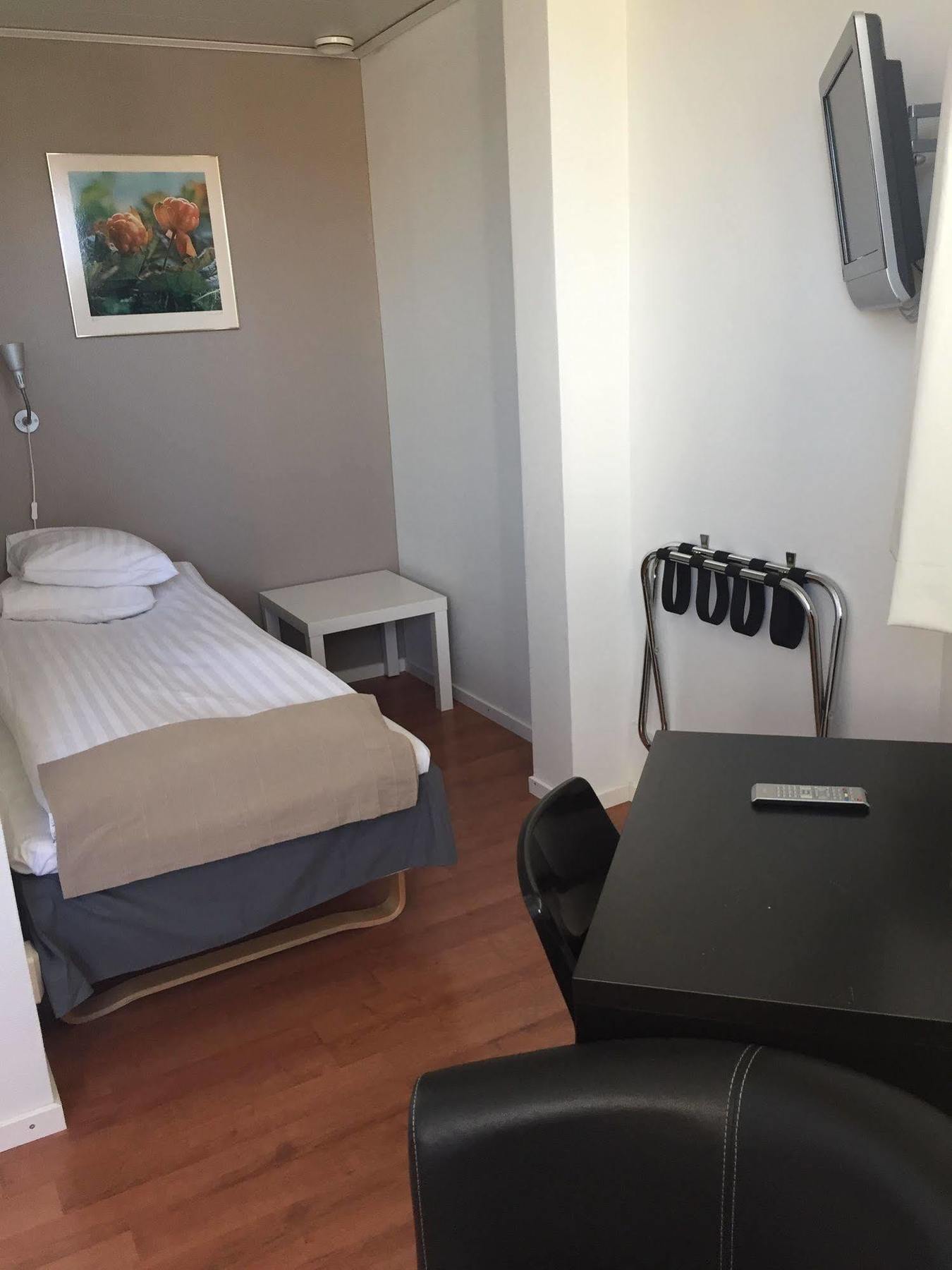 Hotel E-10 By First Кируна Екстериор снимка